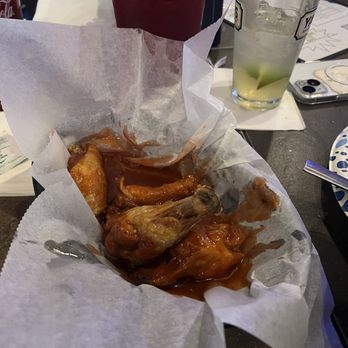 BURGH’S PIZZA & WING PUB - Updated June 2025 - 185 Photos & 289 Reviews
