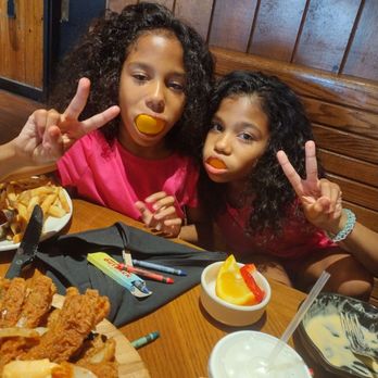 Outback Steakhouse - Blooming onion - Steakhouses Near Me - Burbank, California