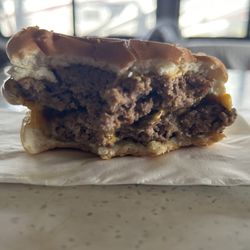 Mountain View RV Park - Double smash burger