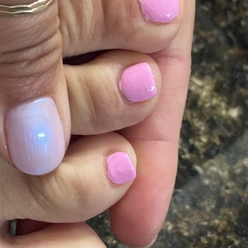 Spectrum Nail Salon - Horrible polish job not smooth messy you can see the layering awful - Nail Salons Near Me - Rancho Cucamonga, California