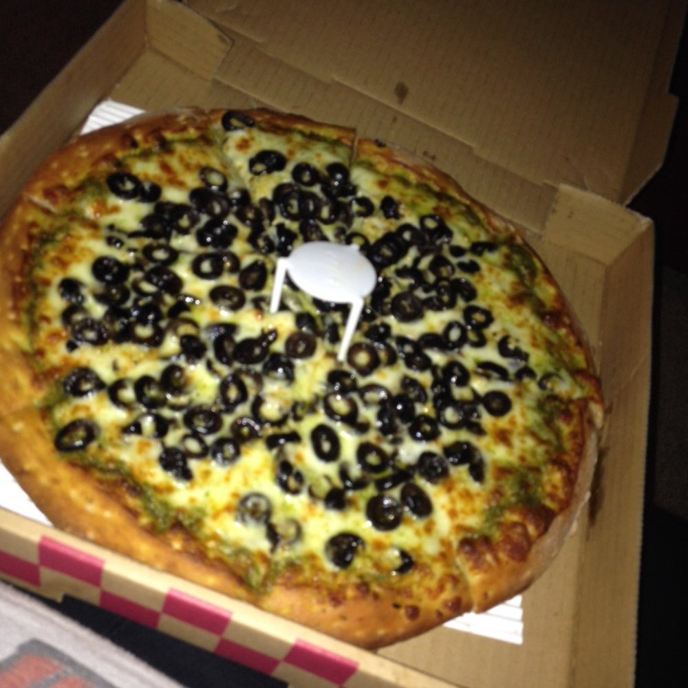 Pizza Express - Ordered the Large Mediterranean Pizza with just pesto, black olives, garlic and cheese. Very good - Pizza Near Me - Paso Robles, California Pizza Express - Ordered the Large Mediterranean Pizza with just pesto, black olives, garlic and cheese. Very good - Pizza Near Me - Paso Robles, California
