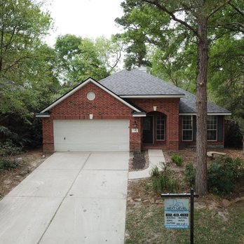 Next Level Roofing And Remodeling - Take a look at this beautiful roof replacement for a great client! What a difference a new roof and a little tree trimming can make! - Roofing Near Me - Spring, Texas Next Level Roofing And Remodeling - Take a look at this beautiful roof replacement for a great client! What a difference a new roof and a little tree trimming can make! - Roofing Near Me - Spring, Texas