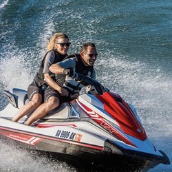 Lake Winnebago Boat & WaveRunner Rentals - Rent a WaveRunner!