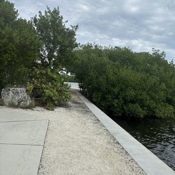 John Pennekamp Coral Reef State Park - Sea wall near cannon beach picnic - Parks Near Me - Key Largo, Florida John Pennekamp Coral Reef State Park - Sea wall near cannon beach picnic - Parks Near Me - Key Largo, Florida