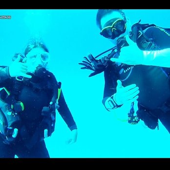 Underwater Oahu - Scuba Diving Near Me - Waianae, Hawaii Underwater Oahu - Scuba Diving Near Me - Waianae, Hawaii