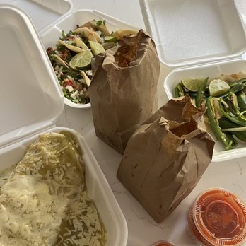 Taqueria La Mexicana - Generous portion of chips and salsa.  What excellent take out experience - Mexican Near Me - Fairfield, California