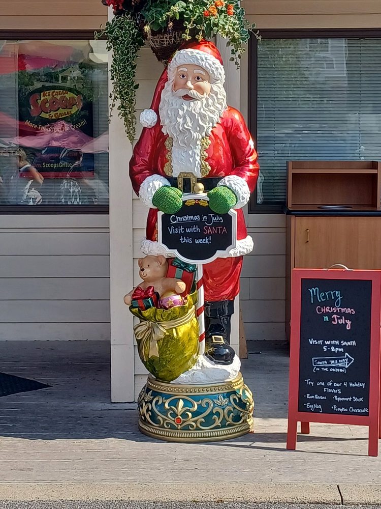 SCOOPS ICE CREAM & GRILLE Updated September 2024 42 Photos & 44