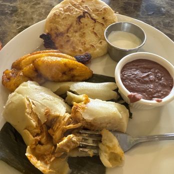 Pupuseria Y Restaurante Platano - #6. One Pupusa, Sour Cream, and Chicken Tamale Lunch Special - Salvadoran Near Me - Berkeley, California Pupuseria Y Restaurante Platano - #6. One Pupusa, Sour Cream, and Chicken Tamale Lunch Special - Salvadoran Near Me - Berkeley, California
