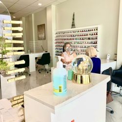 Lush Nails and Spa