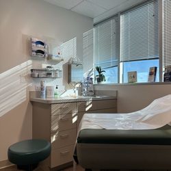 Katy Internal Medicine Associates - Exam room 23