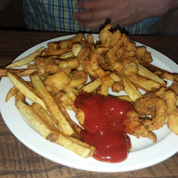 Bob's Seafood - Full belly clams - Seafood Markets Near Me - Windham, Maine