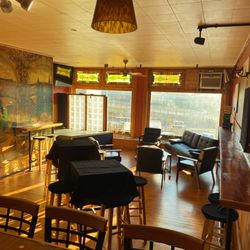 Rug City Bar and Lounge - Lounge