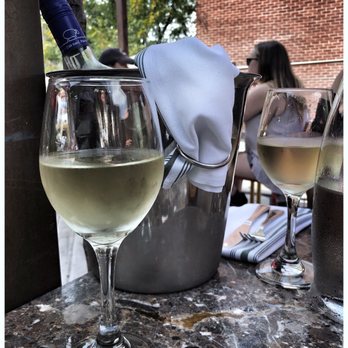 Juliette Restaurant - White, House Wine - Bars Near Me - Brooklyn, New York Juliette Restaurant - White, House Wine - Bars Near Me - Brooklyn, New York