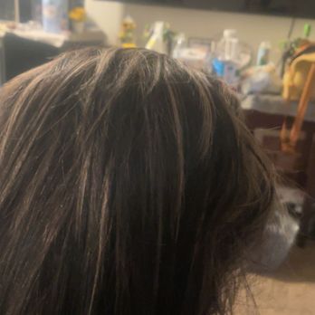 Kut N Beauty - This is what ALICE DID TO MY HAIR IT LOOKS NOTHING LIKE THE PICTURE I SHOWED HER!! - Hair Salons Near Me - Montebello, California Kut N Beauty - This is what ALICE DID TO MY HAIR IT LOOKS NOTHING LIKE THE PICTURE I SHOWED HER!! - Hair Salons Near Me - Montebello, California