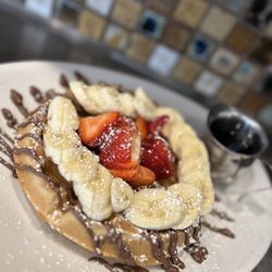Lynbrook Eats - Nutella Waffles