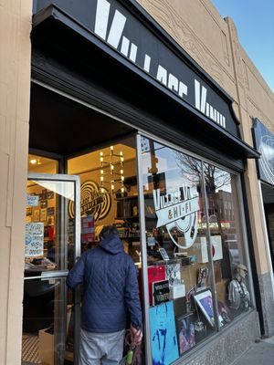 Village Vinyl & Hi Fi by null