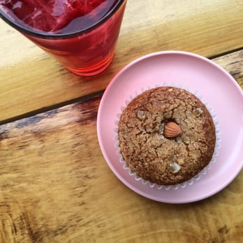 Hopscotch Coffee - Picture perfect // Pumpkin ginger muffin with hibiscus iced tea! - Coffee Roasteries Near Me - Bloomington, Indiana