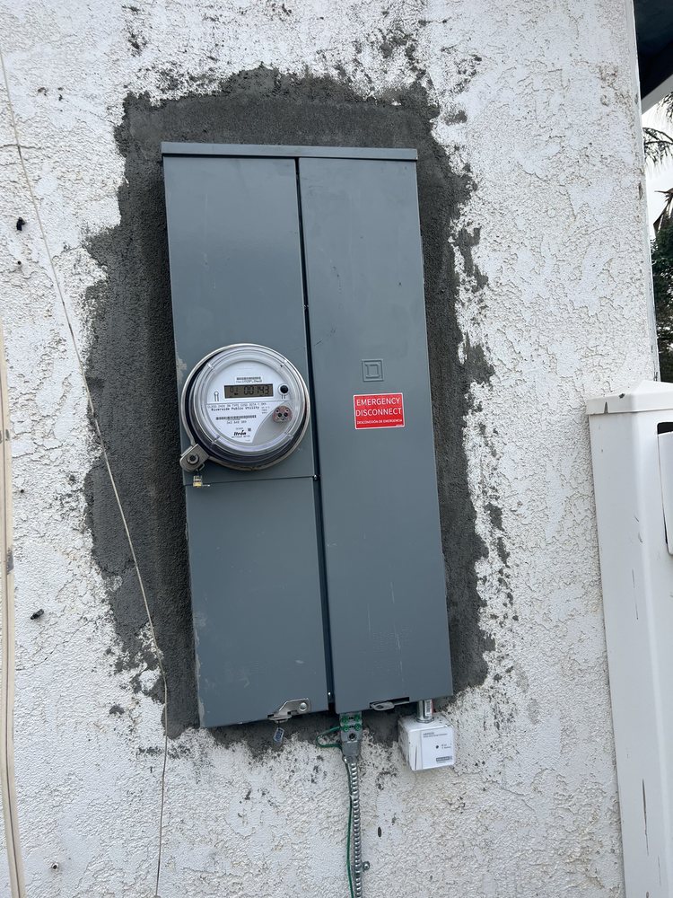 Slide of Control of Power Electric