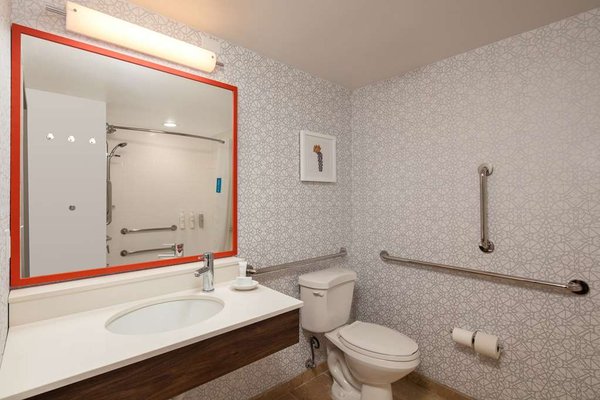 Hampton Inn & Suites El Paso-Airport by null