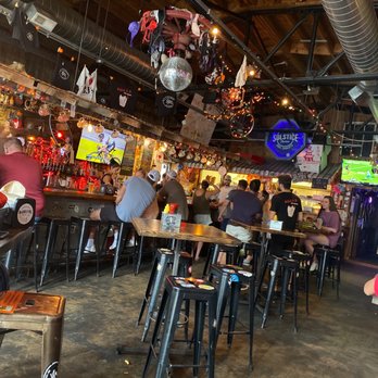 JackBeagles - Inside - Pubs Near Me - Charlotte, North Carolina