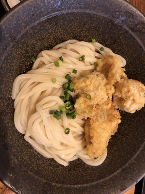 Yamashita Honki Udon - Shibuya Namikibashi by null
