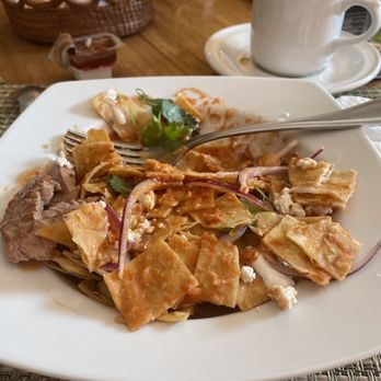 Fonda Cholula - Chilaquiles with skirt steak - Mexican Near Me - Tequila, JAL Fonda Cholula - Chilaquiles with skirt steak - Mexican Near Me - Tequila, JAL
