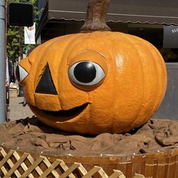 Harvest Homecoming - Harvest Homecoming mascot?