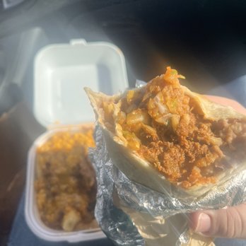 Melo Burger - Al pastor burrito - Burgers Near Me - Inglewood, California Melo Burger - Al pastor burrito - Burgers Near Me - Inglewood, California