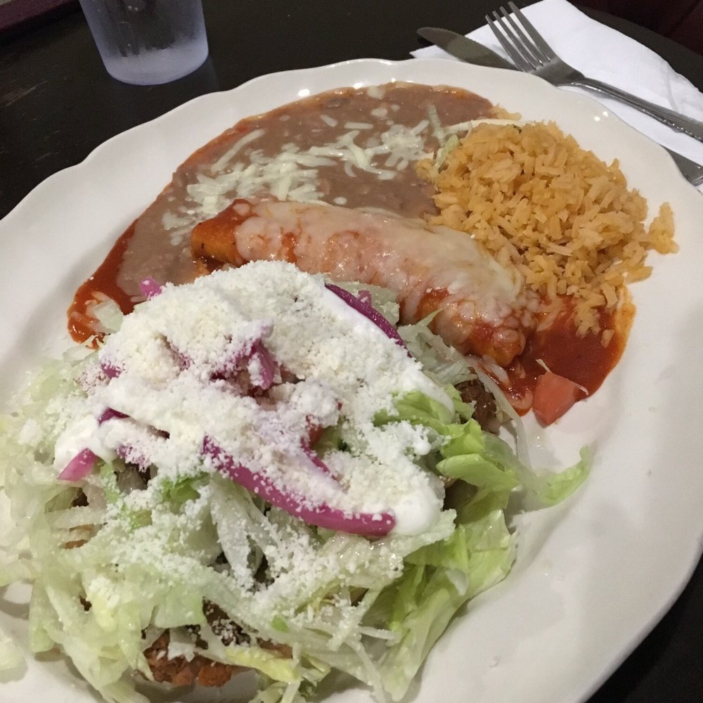 Mi Tierra Restaurant - Beef tostada and enchilada - Mexican Near Me - Los Angeles, California Mi Tierra Restaurant - Beef tostada and enchilada - Mexican Near Me - Los Angeles, California