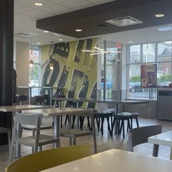McDonald's - Interior design