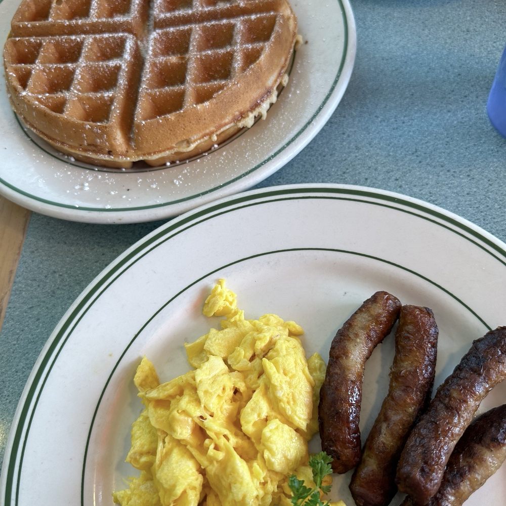 Pegah's Kitchen - Belgian Waffle - American Near Me - Escondido, California Pegah's Kitchen - Belgian Waffle - American Near Me - Escondido, California