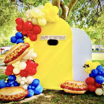 Go Big Rentals - Balloon Services Near Me
