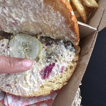 Small Cheval- Wicker Park - Half a patty all bread - Burgers Near Me - Chicago, Illinois Small Cheval- Wicker Park - Half a patty all bread - Burgers Near Me - Chicago, Illinois