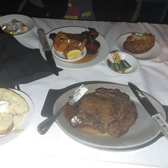 The Clawson Steak House - Steakhouses Near Me - Clawson, Michigan