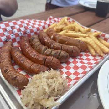 Old Germantown - Pizza Near Me - Germantown, Wisconsin