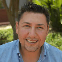 San Diego Smile Center - Dr. Paulo Cortes is a dentist treating patients in San Diego, CA and surrounding areas.