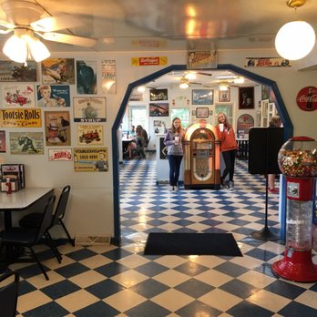 Jukebox Junction Restaurant & Soda Shoppe - Great entranceway and jukebox. - Sandwiches Near Me - Canton, North Carolina Jukebox Junction Restaurant & Soda Shoppe - Great entranceway and jukebox. - Sandwiches Near Me - Canton, North Carolina