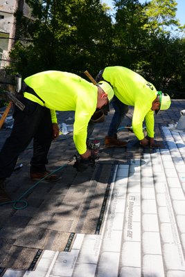 RJT Construction Logo