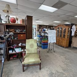 Stepping Stones Ministry and Thrift Store