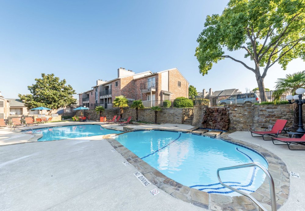 THE CARLING ON FRANKFORD Updated June 2024 16 Photos 1811 E