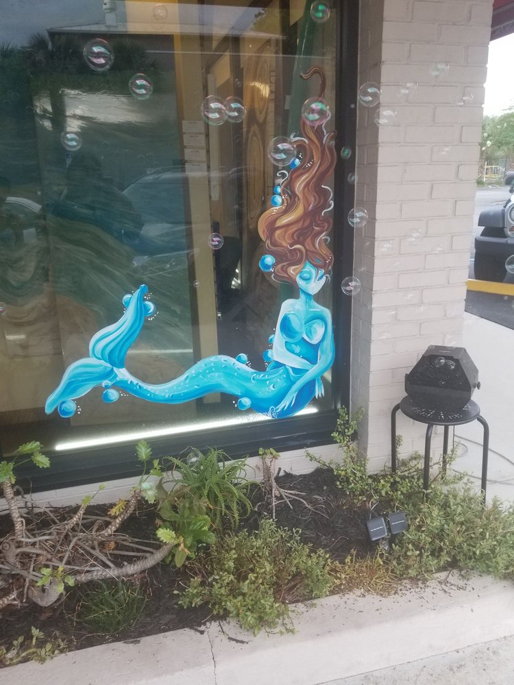 THE JULIE DELFS GALLERY Updated September 2024 10 S 4th St