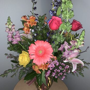 Appletree Flowers - Florists Near Me - Plano, Texas
