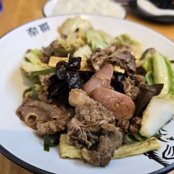 Nai Brother - Sliced marbled beef dry pot none spicy - Chinese Near Me - Brooklyn, New York Nai Brother - Sliced marbled beef dry pot none spicy - Chinese Near Me - Brooklyn, New York