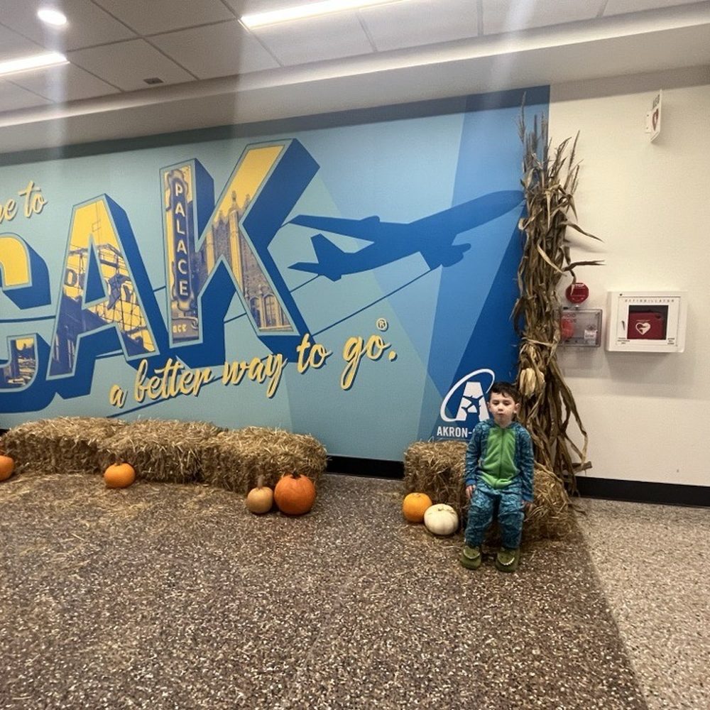 Akron-Canton Airport - CAK - Airports Near Me - Canton, Ohio Akron-Canton Airport - CAK - Airports Near Me - Canton, Ohio