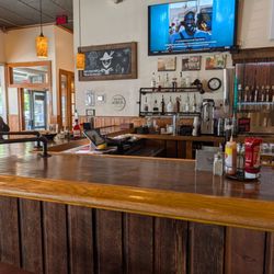Boondocks Brewing Tap Room & Restaurant