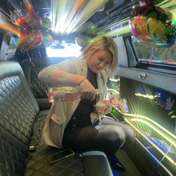 Luxury Chauffeur Limo NYC - Limousine