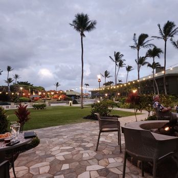 Shutters Lounge - View from our outside seating. - Cocktail Bars Near Me - Lihue, Hawaii Shutters Lounge - View from our outside seating. - Cocktail Bars Near Me - Lihue, Hawaii
