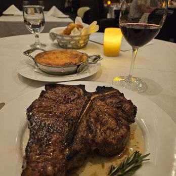 Murray's - Porterhouse was AMAZING - Steakhouses Near Me - Minneapolis, Minnesota