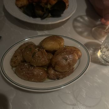 Gigi - Pollo al Limone - Italian Near Me - Boston, Massachusetts Gigi - Pollo al Limone - Italian Near Me - Boston, Massachusetts