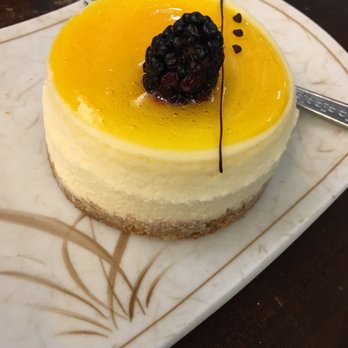 Tiny Pyramid - Cafes Near Me - Honolulu, Hawaii